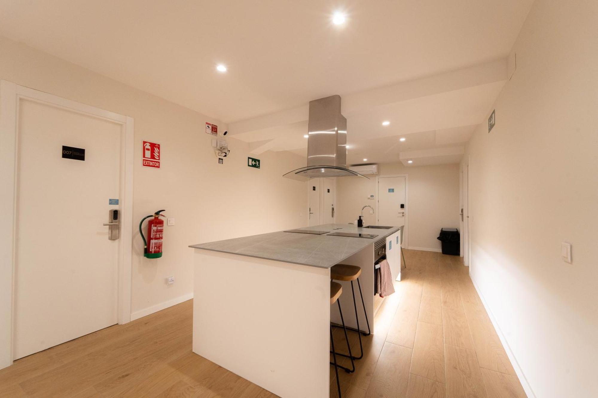 I'M Room Suites Nuevos Ministerios - Bernabeu 'Digital Access' Madrid Extérieur photo